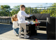 Weber Genesis Kindergrill aus Holz